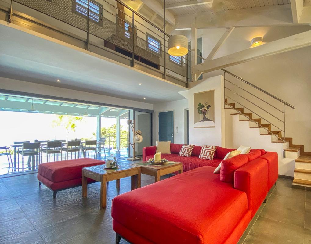 17.Location Villa piscine vue mer Deshaies Guadeloupe_Séjour